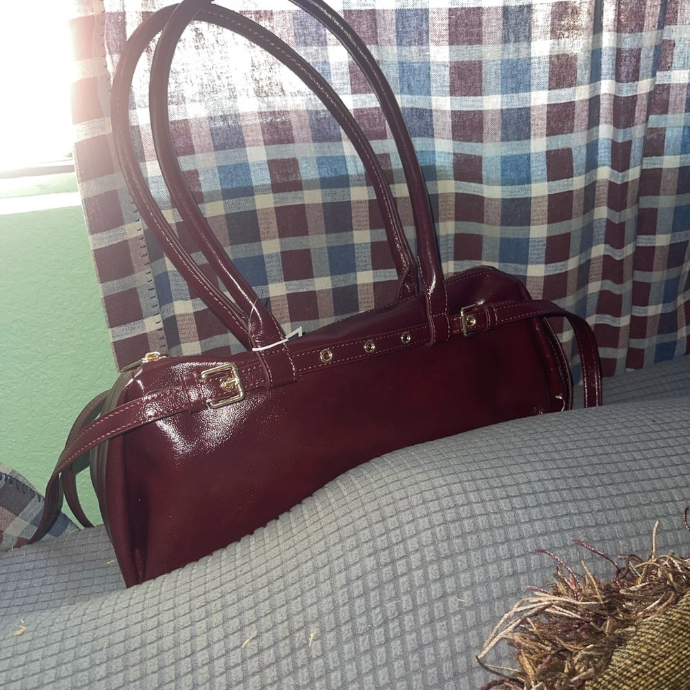 Elegant Burgundy Women's Handbag
